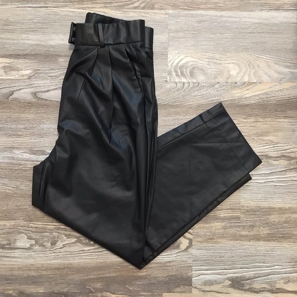 H&M Black Vegan Leather Coated Pleated Front High Rise Ankle Pants 8 NWT - Picture 1 of 13